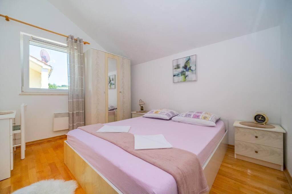 Adriatic Sea View Penthouse With Parking - 5 Min Walk To Coast Apartament